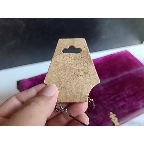 Adjustable Double Shell Pendant Necklace - Picture 7 of 10